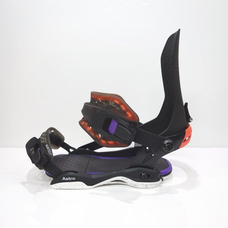新品未使用 23-24 BATALEON バインディング Astro M/L 新品未使用 23-24 BATALEON バインディング Astro M/L