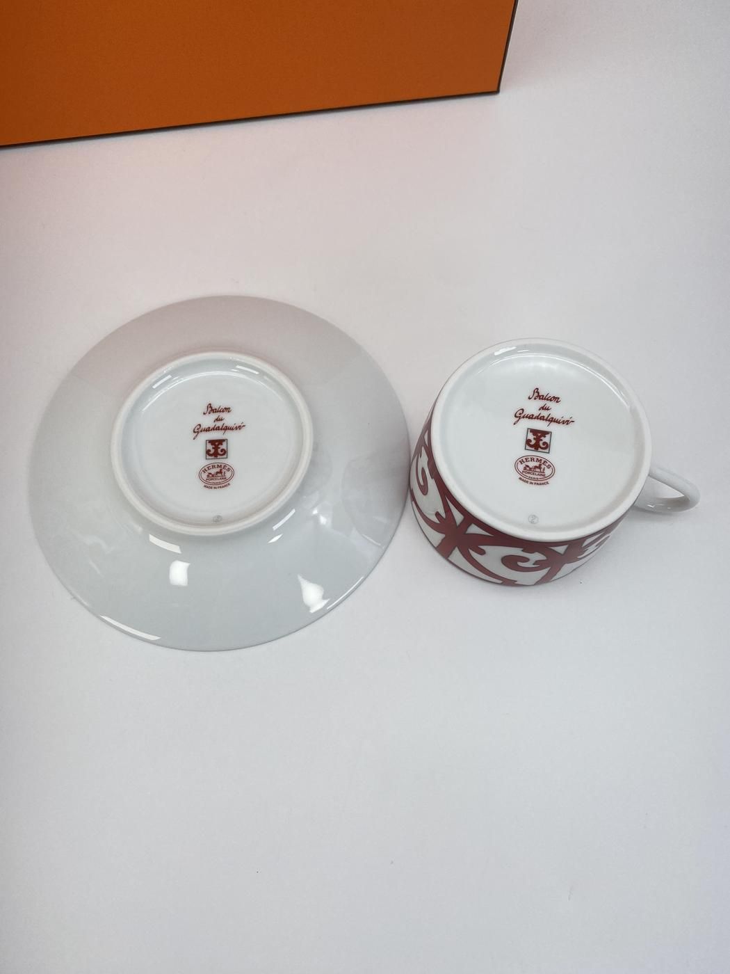 エルメス HERMES ガダルキヴィール ティーカップ&ソーサー エルメス HERMES ガダルキヴィール ティーカップ&ソーサー