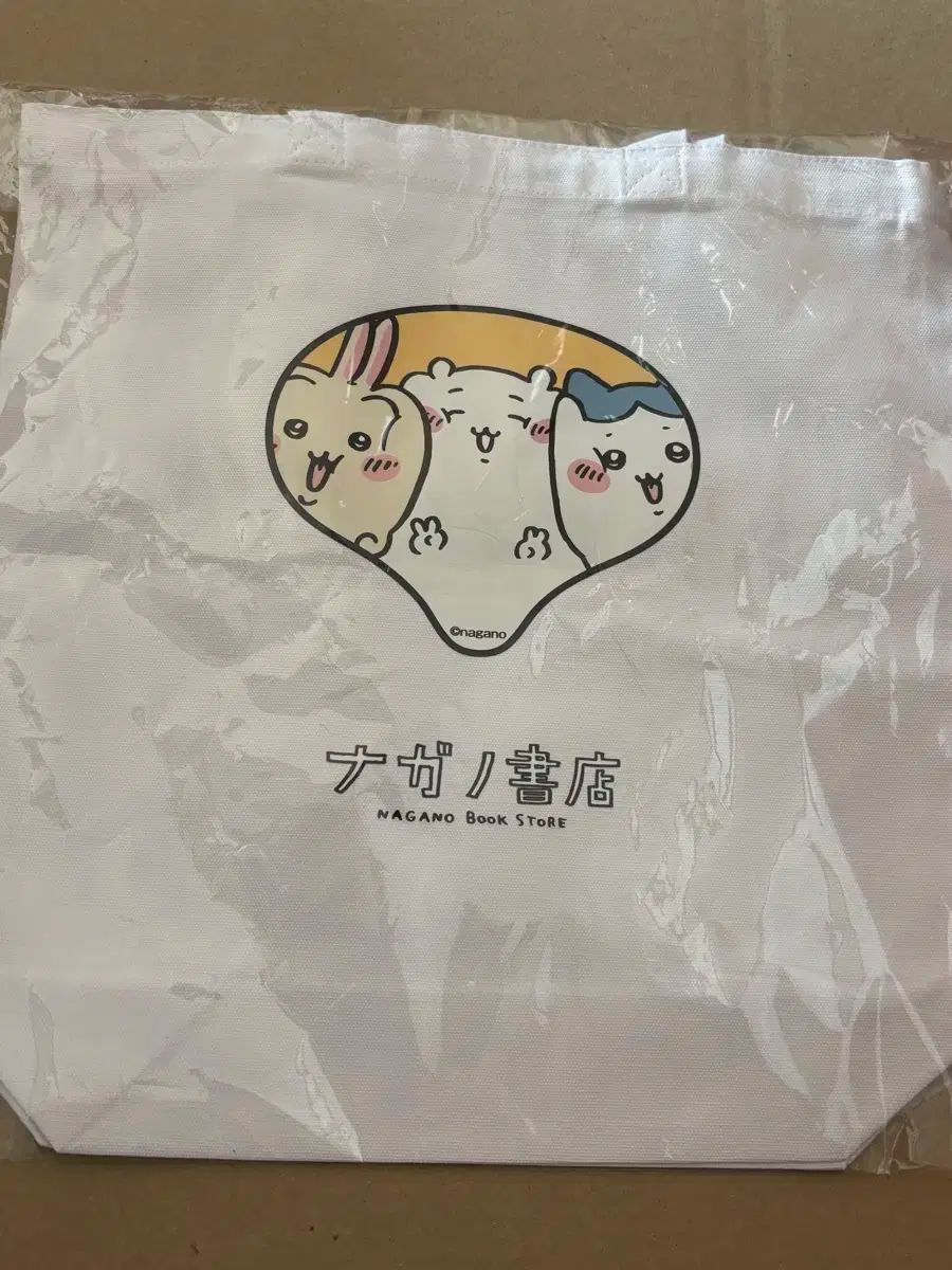 【雷市場（ポンジャン）商品韓国直送】 ナガノ 書店 エコバッグ ちいかわ ハチワレ うさぎ