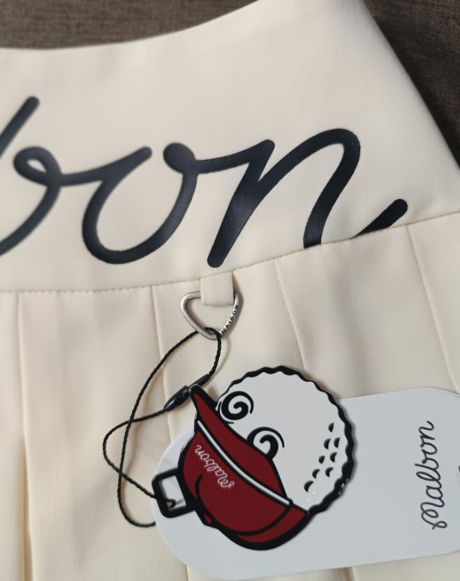 Malbon レディース ゴルフスカート プリーツ仕様 美脚効果抜群✨ 2025