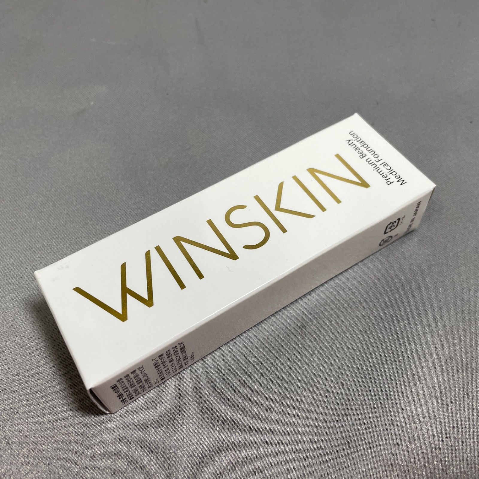 ▽WINSKIN 薬用リンクルケア 美白リキッドファンデーション L0 SPF50+ 