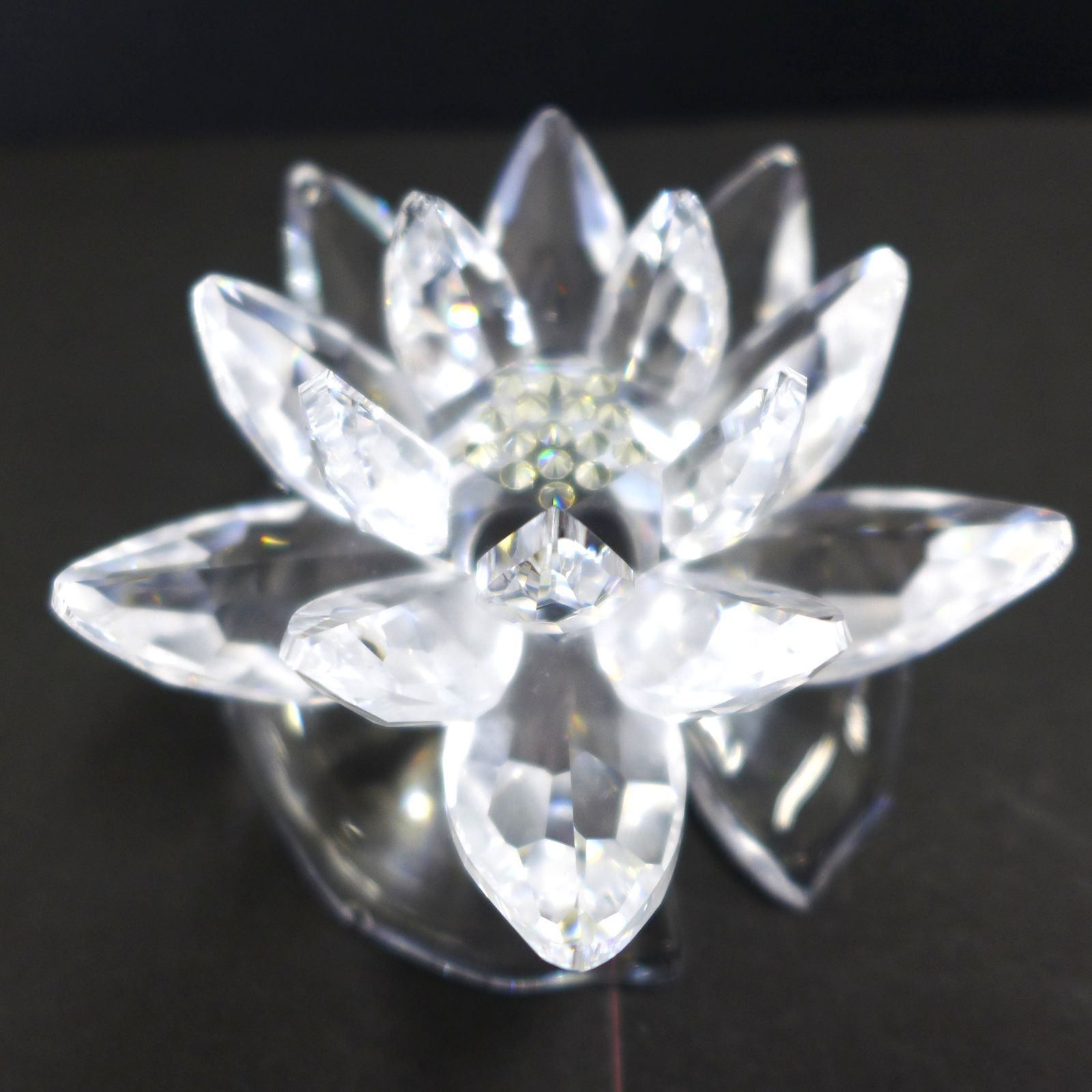 SWAROVSKI スワロフスキー 睡蓮 スイレン オブジェ 置物 公田店
