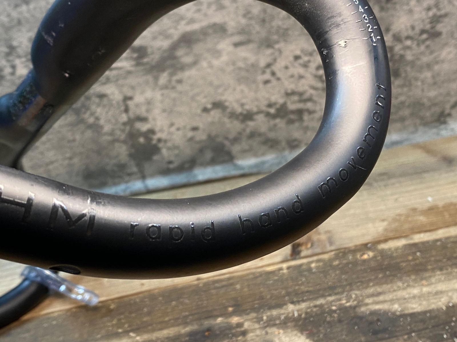 IR672 デダ Deda SUPERZERO アルミ ドロップハンドル 黒 エンドC