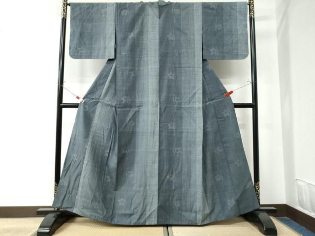 平和屋着物○結城紬 100亀甲 飛び亀甲柄 流水風景花文 正絹 逸品  