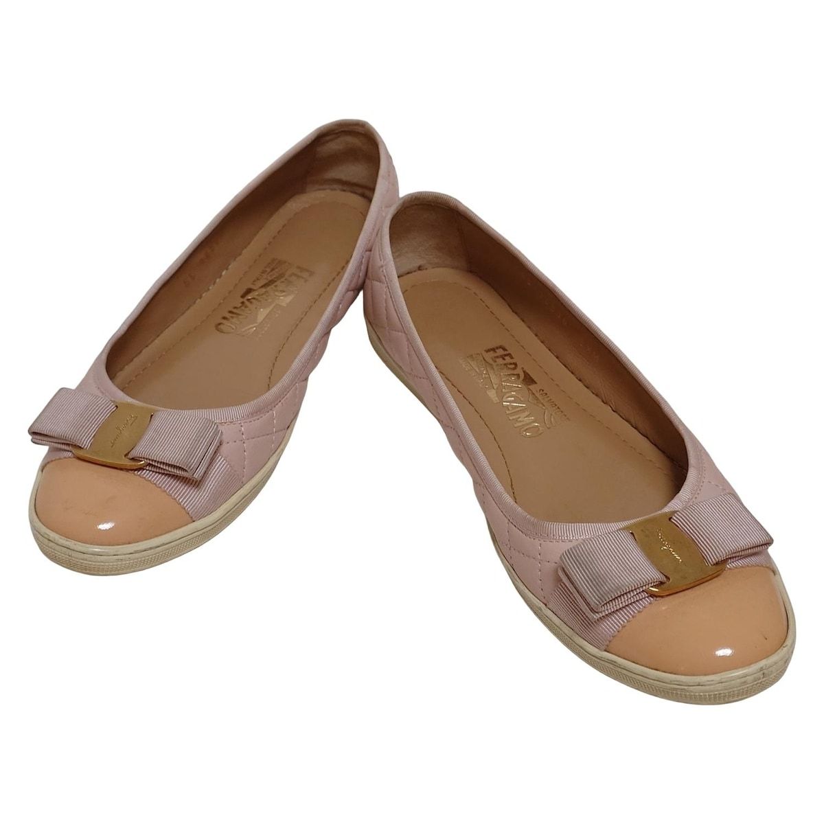 サルバトーレフェラガモ フラットシューズ 6 1 2M レディース ヴァリナ ライトピンク キルティング ヴァラ レザー