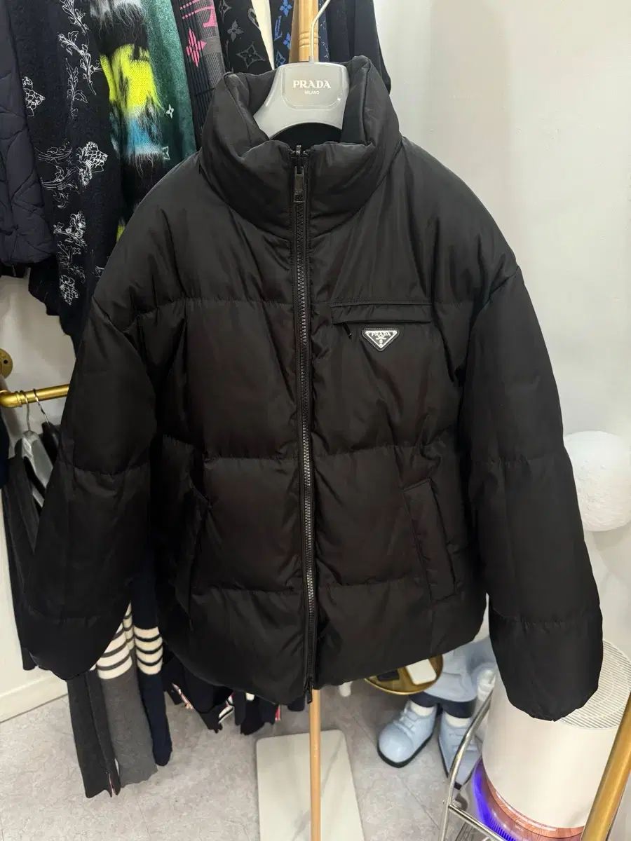 ほぼ PRADA
