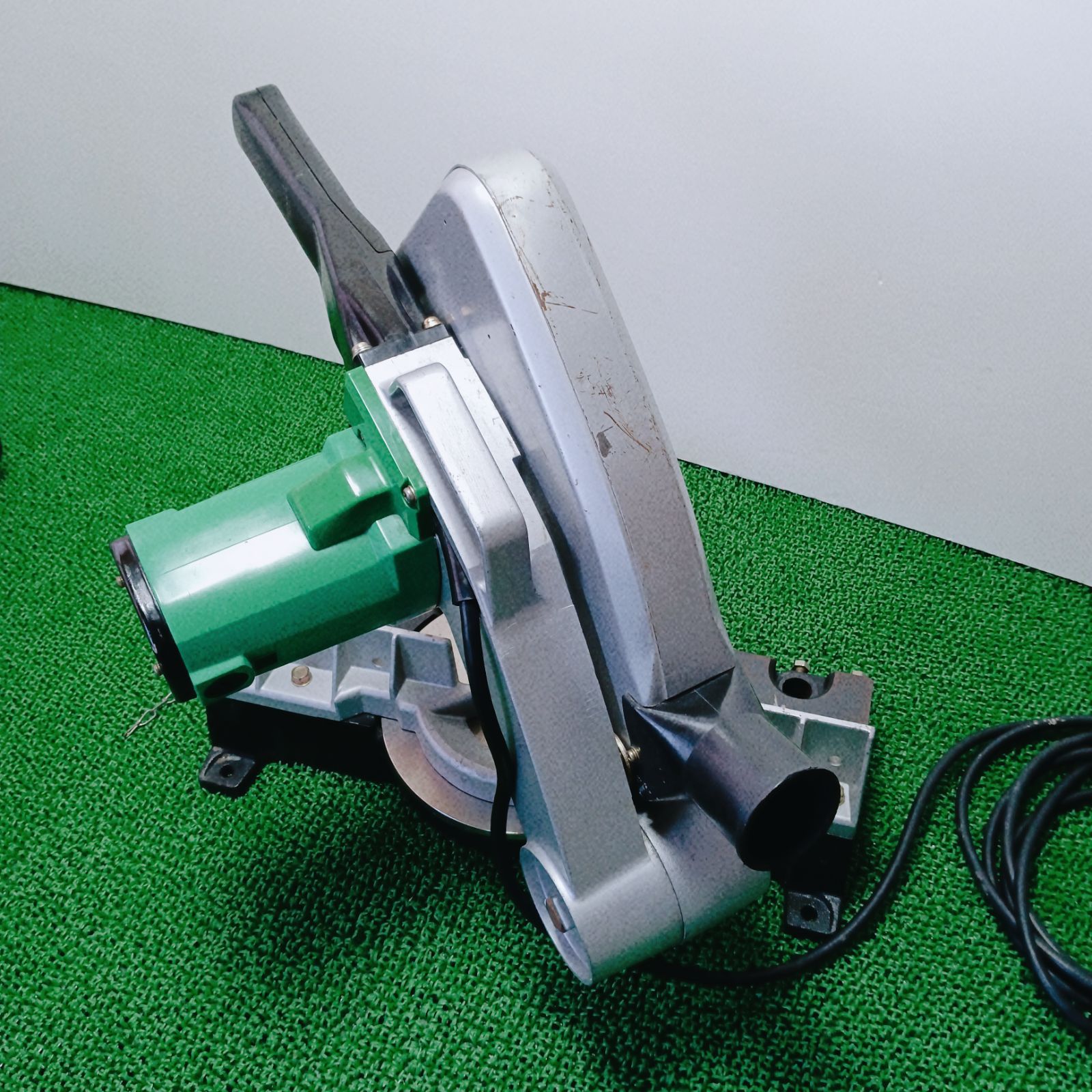 日立工機255mmブレーキ付卓上丸のこC 10FB