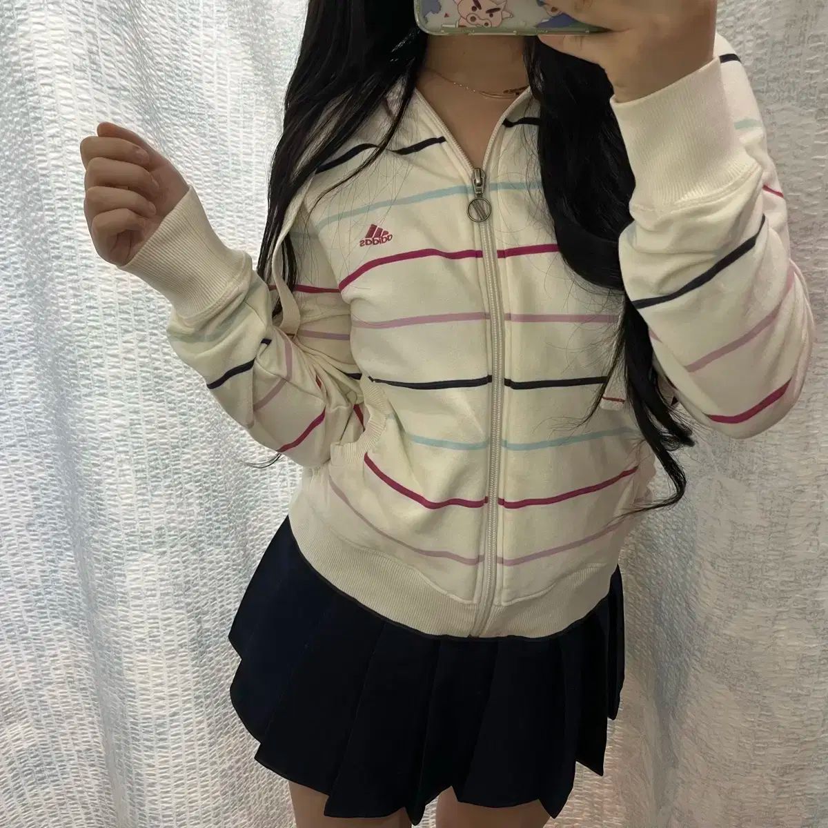 ジップアップパーカー