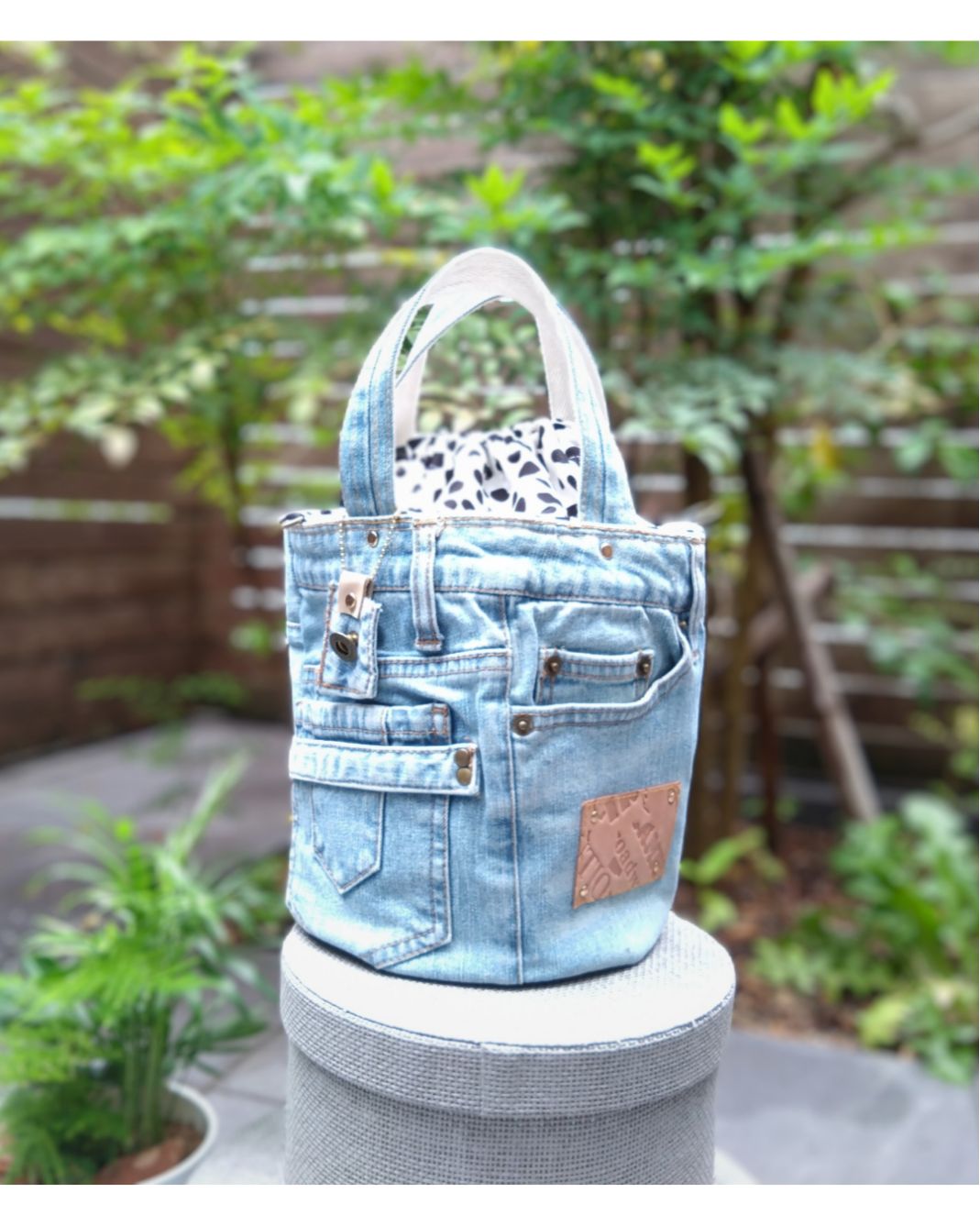 デニムリメイク　トートバッグ　ハンドメイド　アニマル柄　ダルメシアン №731【DENIM✖️ダルメシアン 巾着ToteBAG⚮̈🩷】デニムリメイク