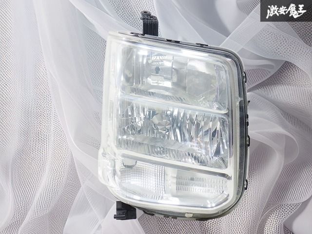 スズキ エブリイ DA17W 右 ヘッドライト LE14C6329 XZ4246 エブリィ