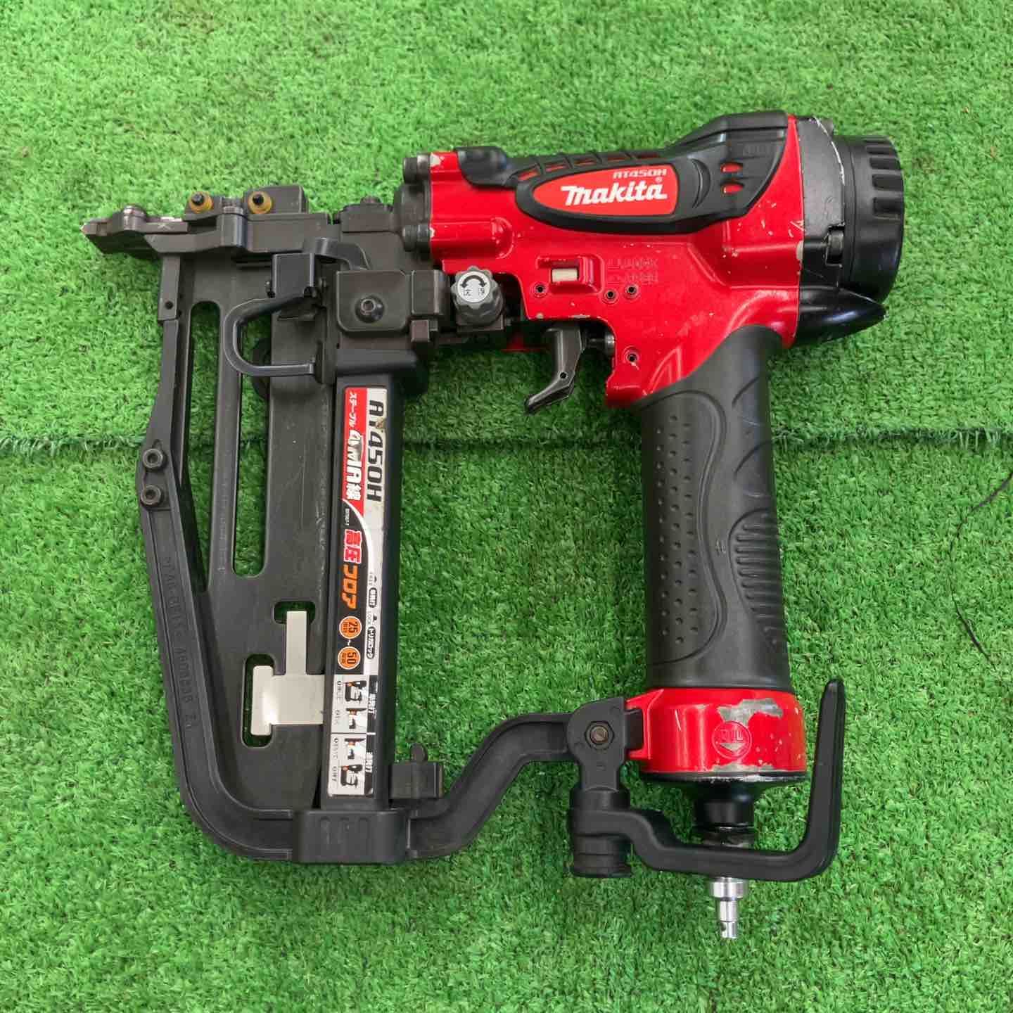 【中古品】 マキタ/makita 高圧フロアタッカ・AT450H 【桶川店】