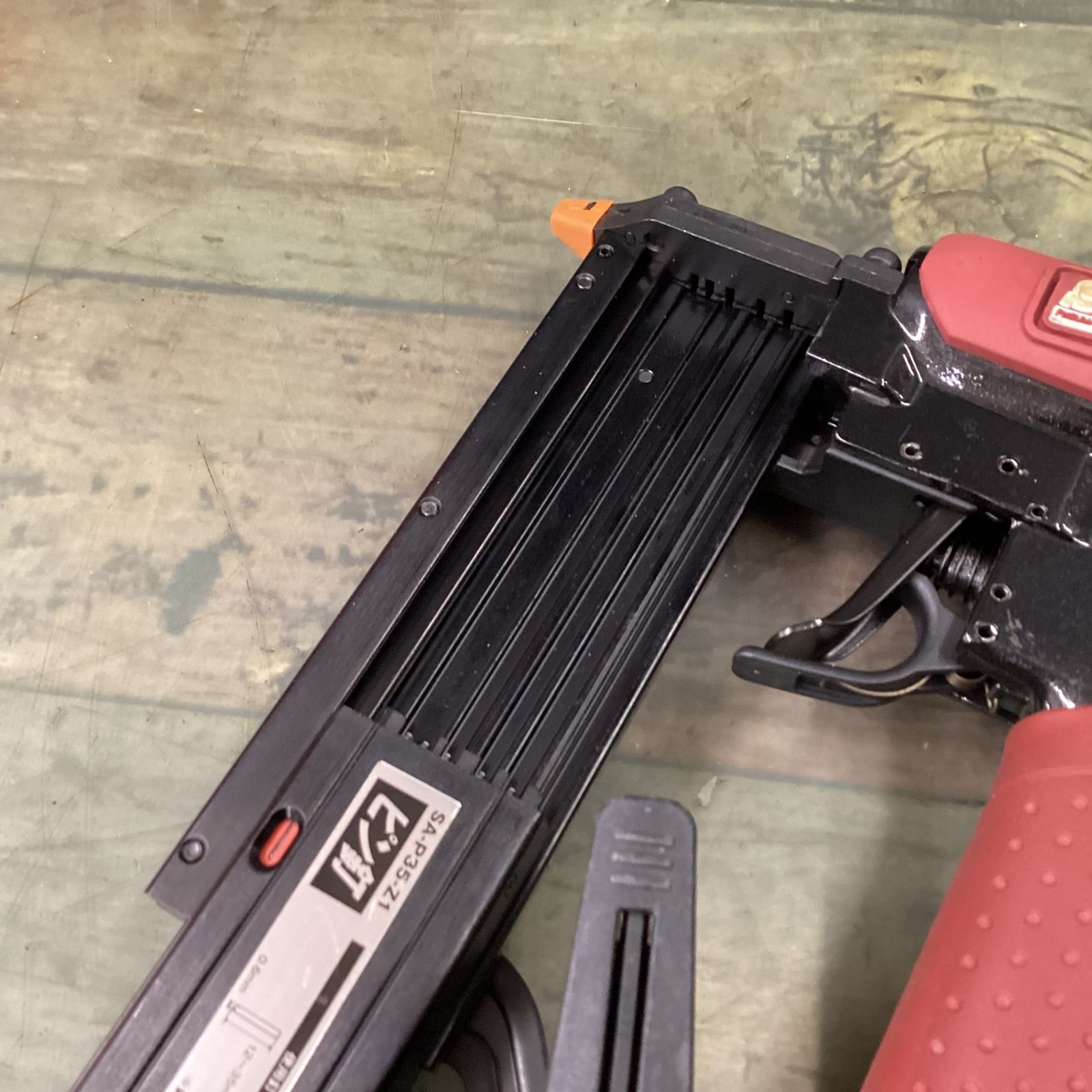 SK11 エアピン釘打機 釘足長 12~35mm P35 SA-P35-Z1 【東大和店