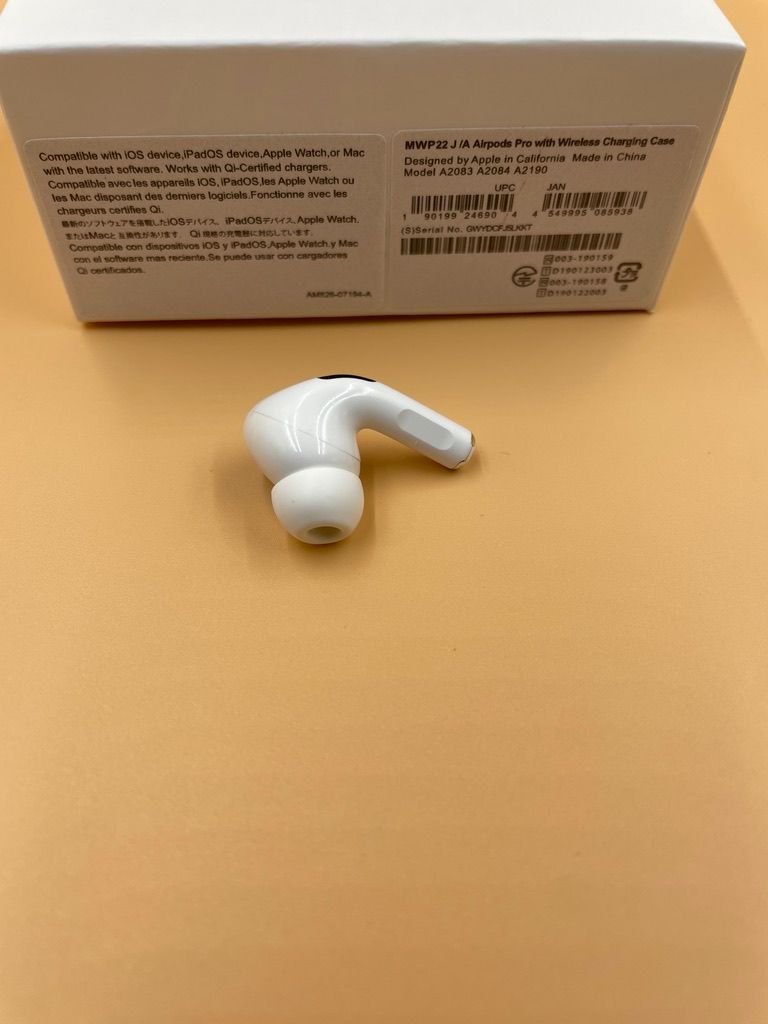 Apple正規品　AirPods Pro第1世代　右耳　R　第一世代 Apple正規品AirPods Pro第1世代 右耳のみ A2083