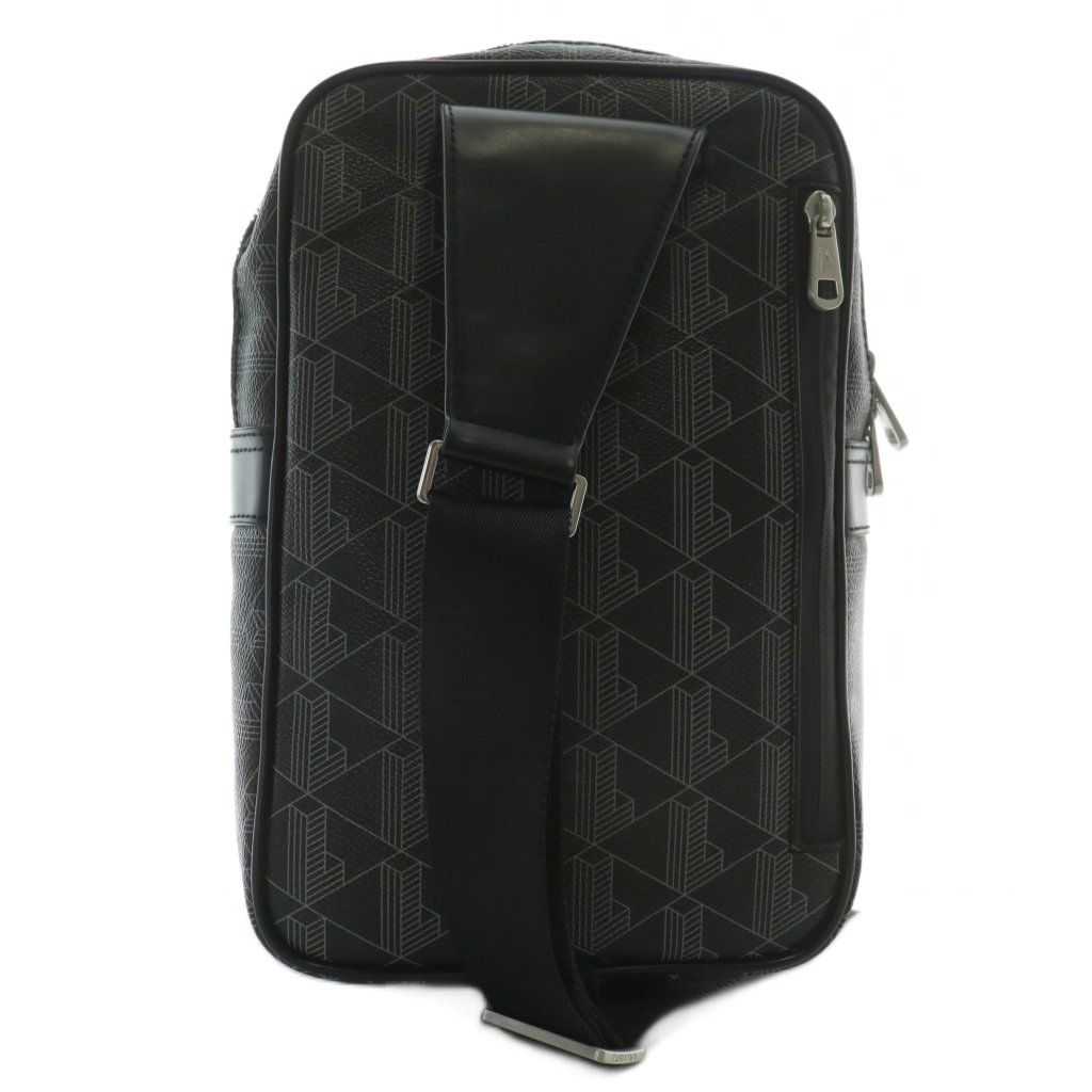 ラコステ　ボディーバッグ　斜めがけバッグ ラコステ LACOSTE ボディバッグ ショルダーバッグ PVC レザー 総