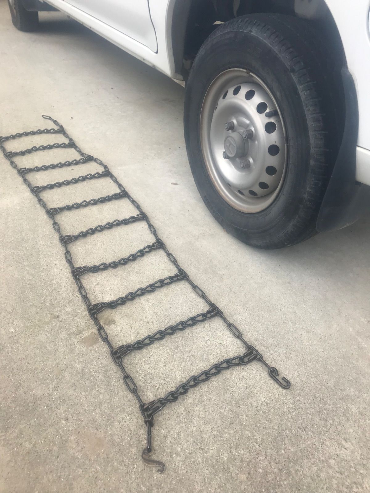 175 80R15 185R14用タイヤチェーン バンド付き