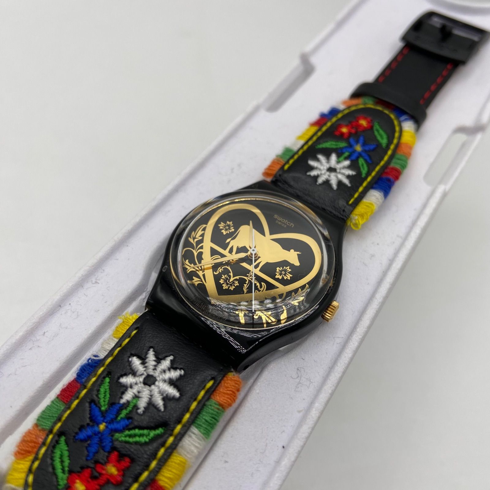 Swatch スウォッチ 腕時計 スイス限定モデル アナログ 箱付き （ME79