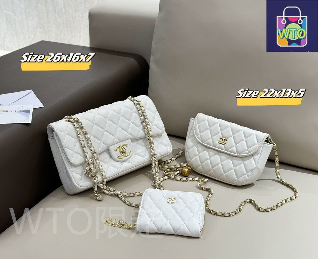 CHANEL　シャネル　新品　未使用　ショルダーバッグ チェーンバッココマーク coco ボア クラッチ 黒 ブラック 入手困難