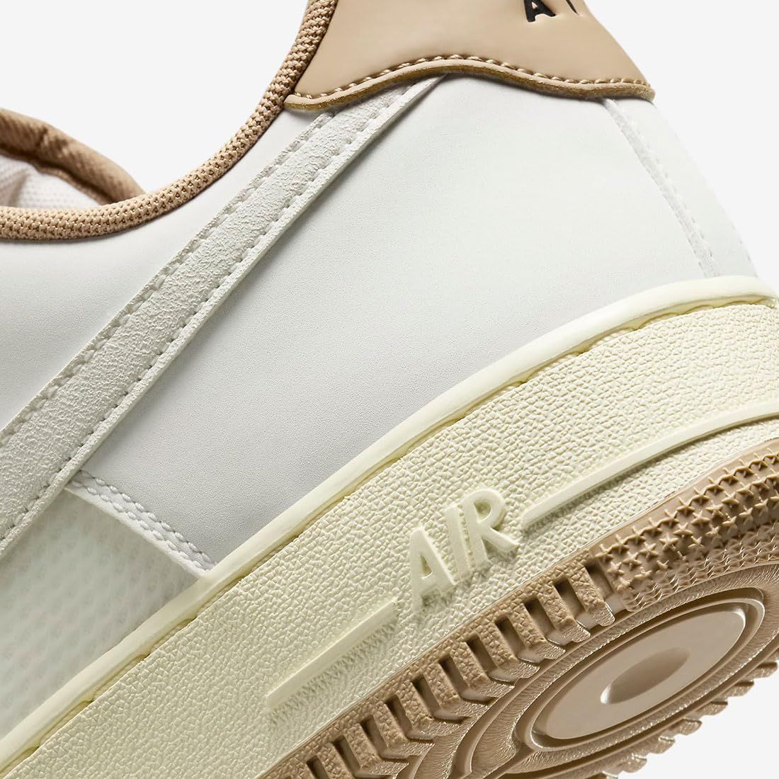 ナイキ] エア ベスト フォース 1 '07 LV8 AIR FORCE 1 '07 LV8