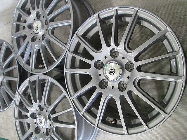 ジムニーシエラ 社外ホイール15インチ 引き取り限定 15×6J ガンメタ