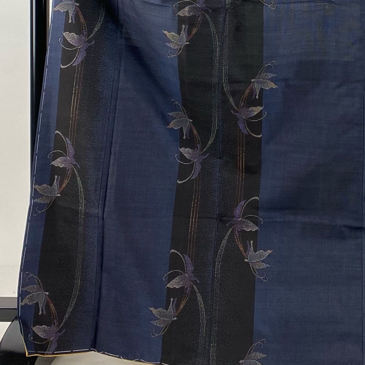 未使用　美品　袷　証紙　やまと　正絹　本場大島紬　フルセット 身丈162 裄68 楽天市場】【新古品】 本場大島紬 着物 大島紬 正絹 袷 染大島