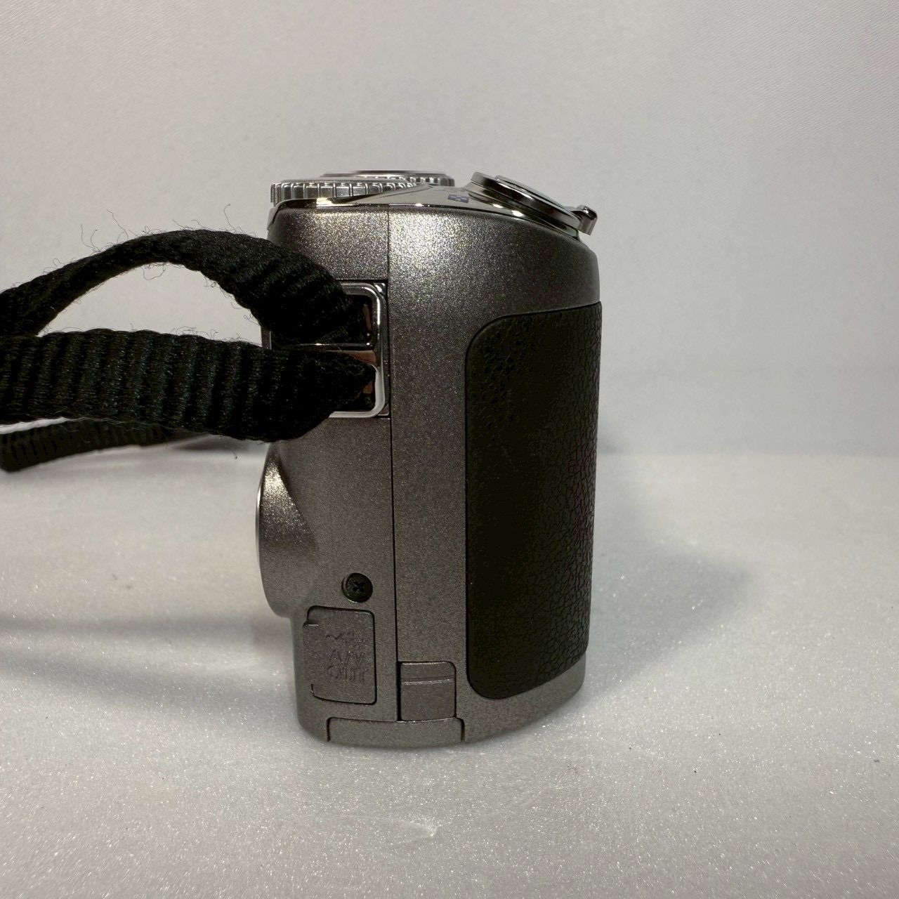 Nikon Coolpix P5000 シルバー ニコン デジタルカメラ COOLPIX P5000 - 概要 | コンパクトデジタルカメラ | ニコン