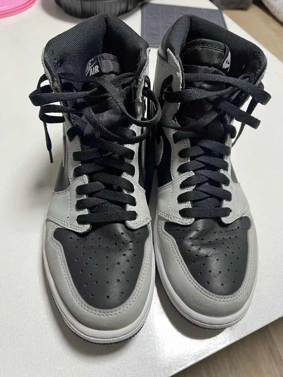 ジョーダン 1 レトロ ハイ シャドウ 2 0 270 サイズ