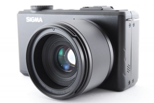 SIGMA デジタルカメラ DP3Merrill 4,600万画素 FoveonX3ダイレクトイメージセンサー(APS-C)搭載 92955 SIGMA デジタルカメラ DP3Merrill 4,600万画素 FoveonX3ダイレクト