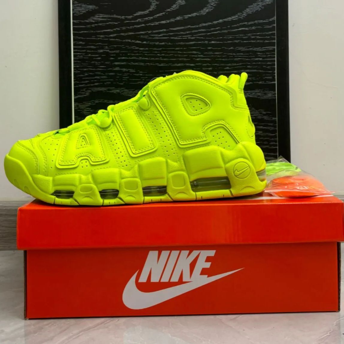 新品✨未使用❣️ 箱付 ✨ Nike Air More Uptempo 