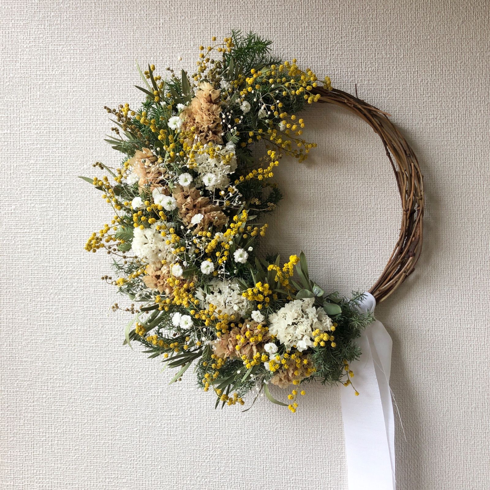 Natural＊ころころミモザとかすみ草のリース☆ミモザリース