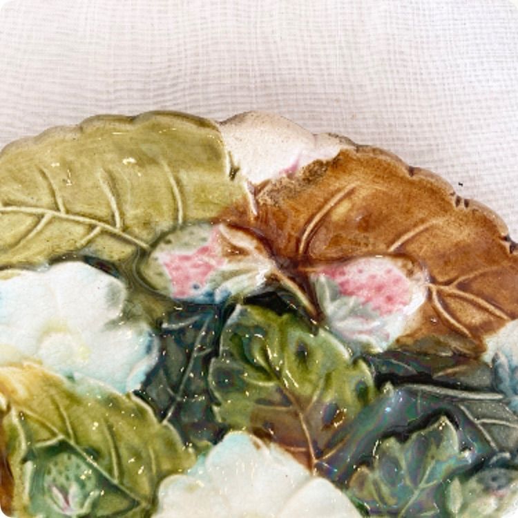  フランス直輸入 落ち着いた彩が素敵 野いちごのバルボティーヌ皿 皿 食器