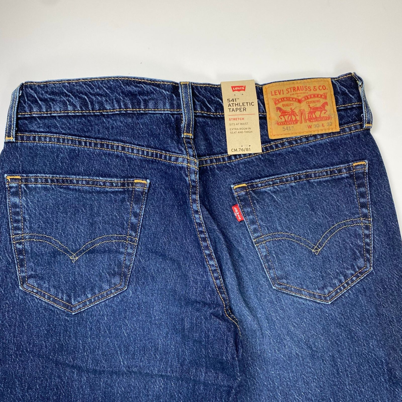 未使用品】 Levi