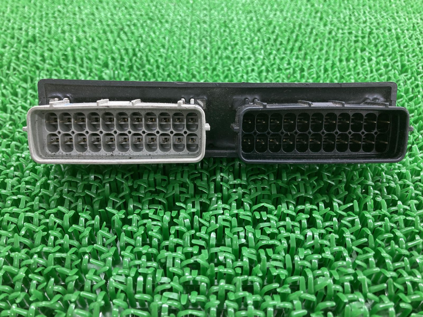 X-11 ECU ホンダ 純正 中古 バイク 部品 ECM コントロールユニット