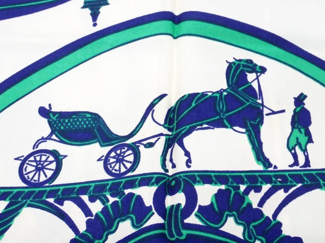 ☘️未使用に近い☘️HERMES カレ90　エクスリブリス 馬車 スカーフ 極美品 HERMES エルメス スカーフ エクスリブリス 馬車 カーキ