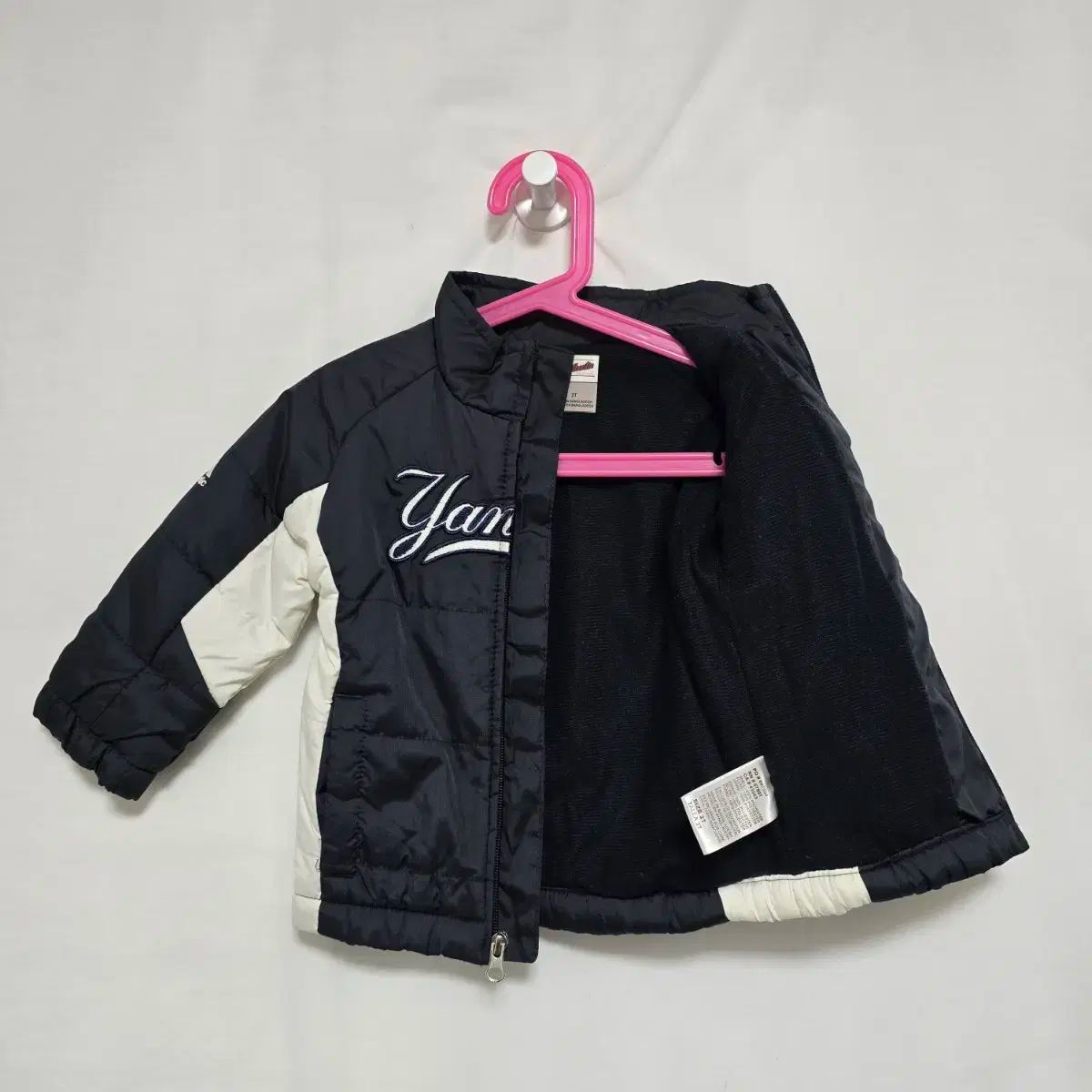 Majestic マジェスティク ニューヨーク ヤンキース 撥水 ウインド ジャケット　LL　黒　