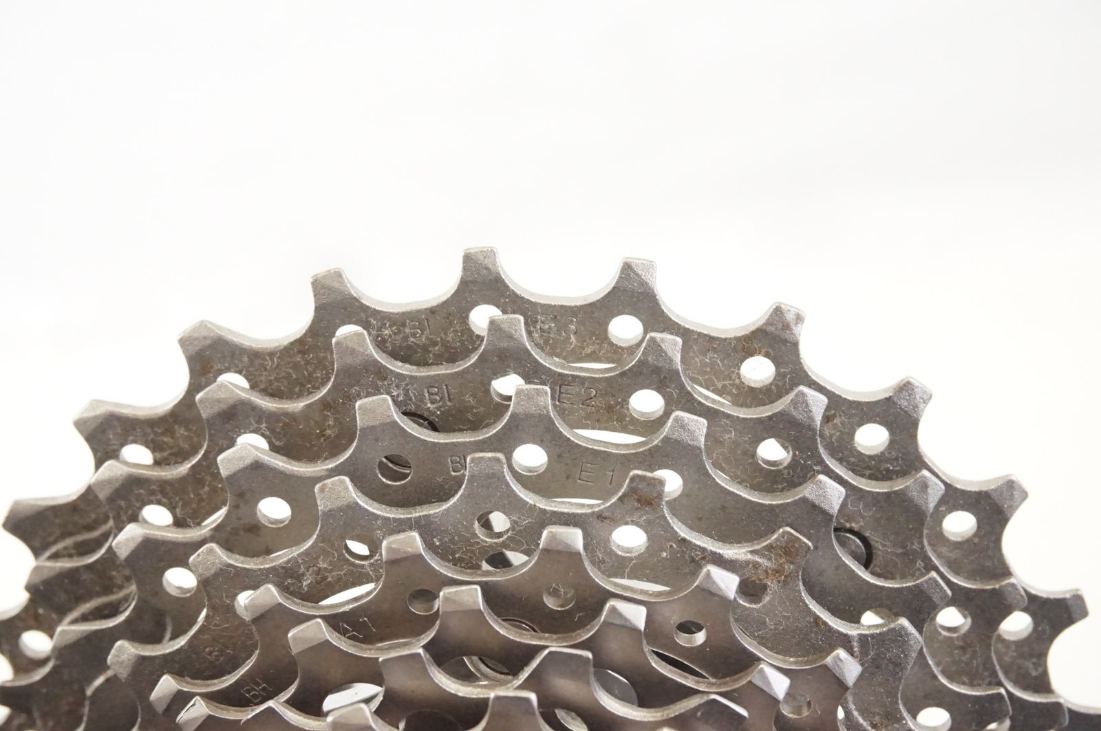 バンディット1200S(GV77A)スプロケット&チェーン スズキバンディット 1200S（GV77A） スプロケット&チェーン