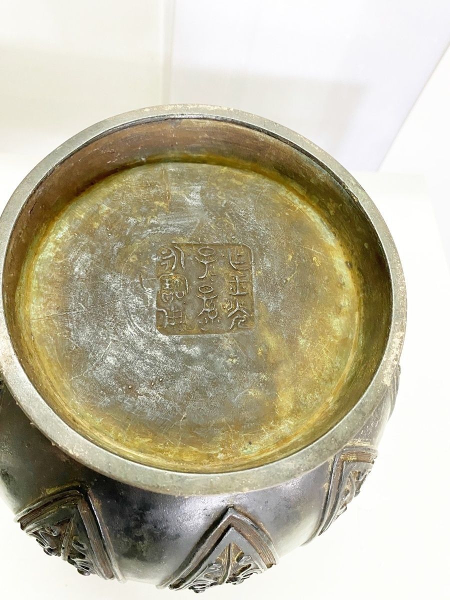 旧蔵　元時代の五彩　馬に乗って主人を救う 陶器　時代物　置物　古美術 縁起物 旧蔵 元時代の五彩 馬に乗って主人を救う 陶器 時代物 置物