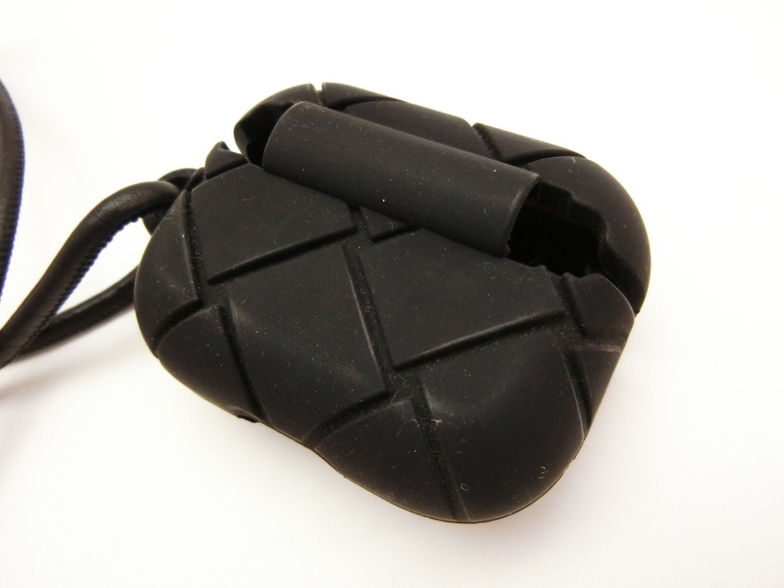 BOTTEGA VENETA ボッテガヴェネタ イントレチャート iPhone 12