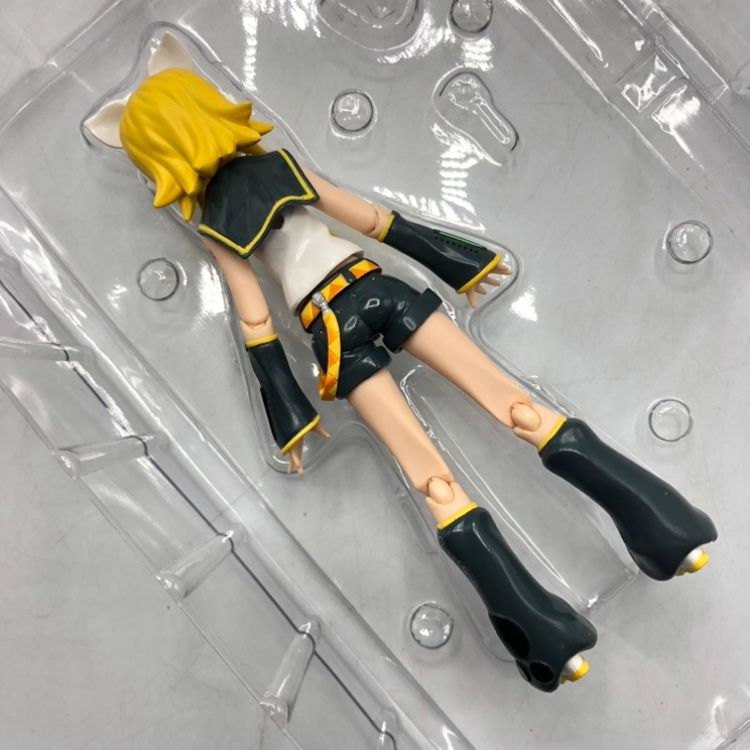figma 鏡音リン （カガミネ リン）〈未開封・箱劣化〉 中古】マックスファクトリー figma 鏡音リン 開封品 箱傷み有[70