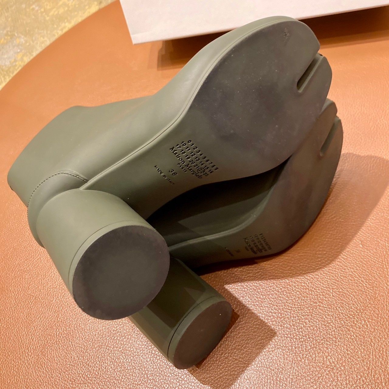 新品未使用　メゾンマルジェラ　22 足袋ブーツ　37 レインブーツ　マルジェラ Maison Margiela 22(メゾンマルジェラ22) 足袋ブーツ ブラック