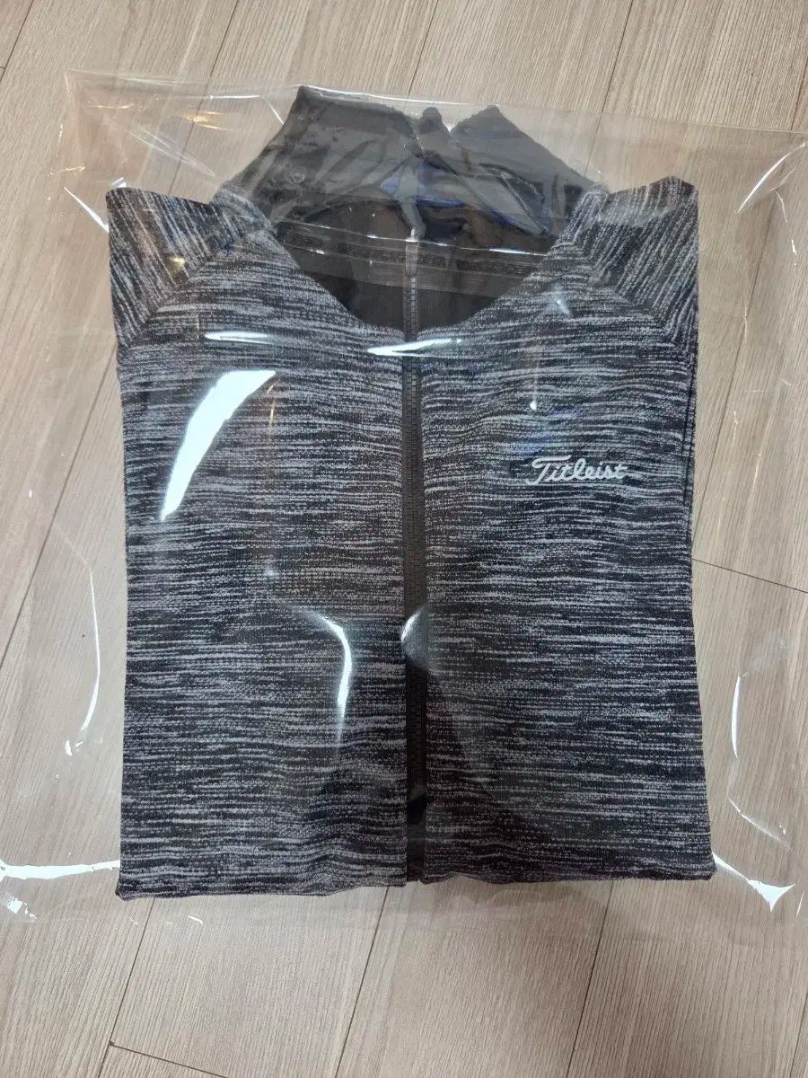 ブロック ゴルフニット