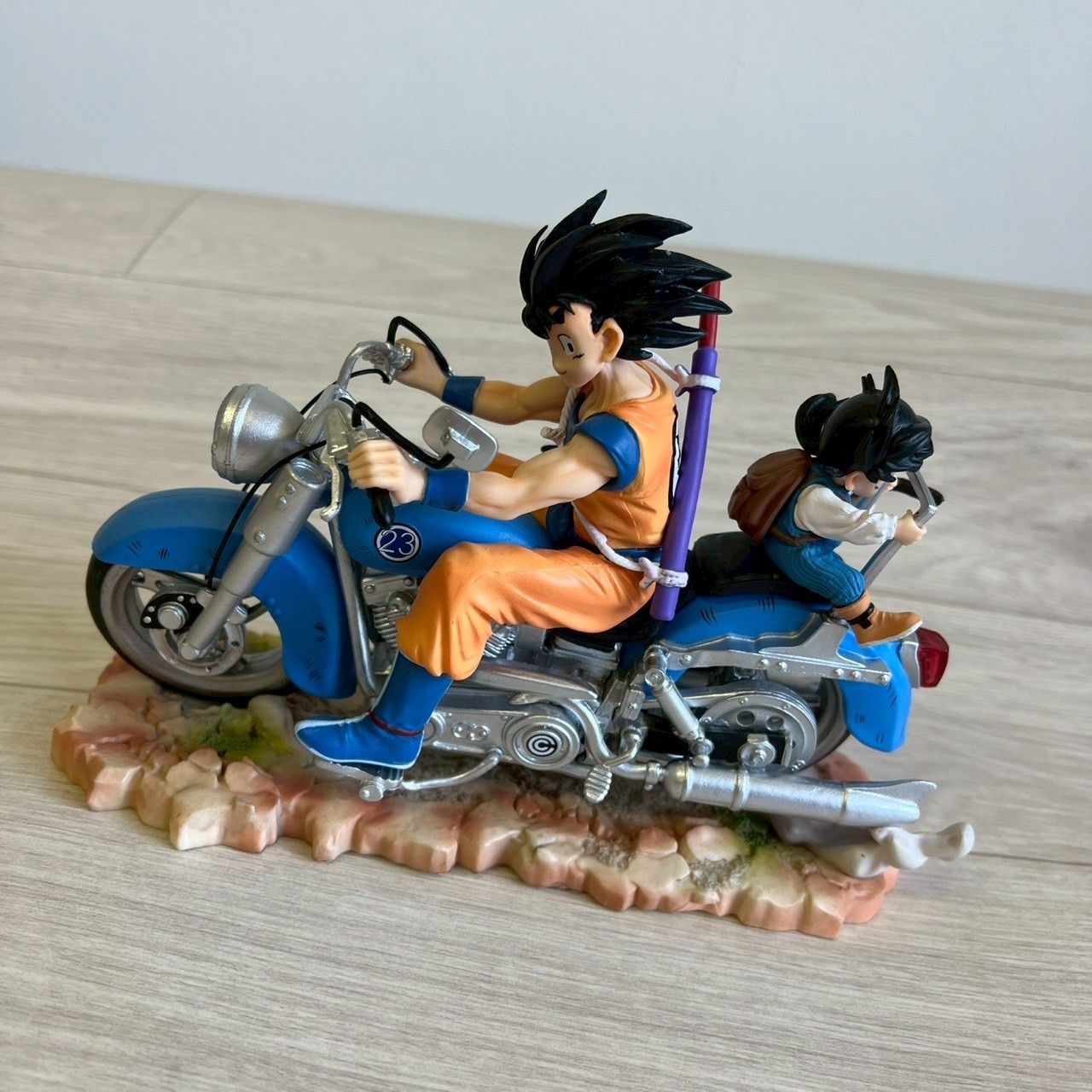 超フォロー割 ドラゴンボール 悟空と悟飯 バイク フィギュア - メルカリ