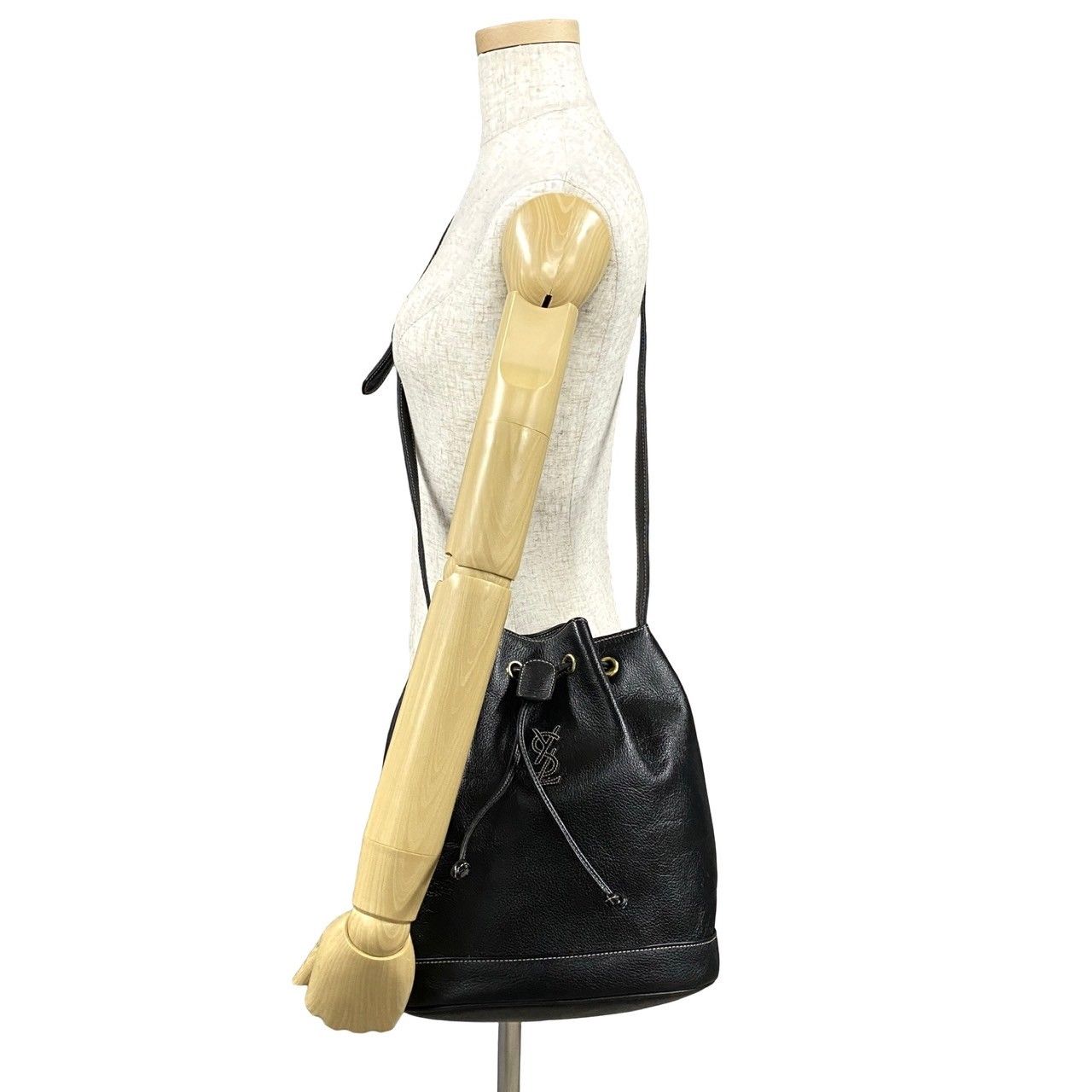 極 美品 YVES SAINT LAURENT イヴ サンローラン YSL ロゴ ステッチ 