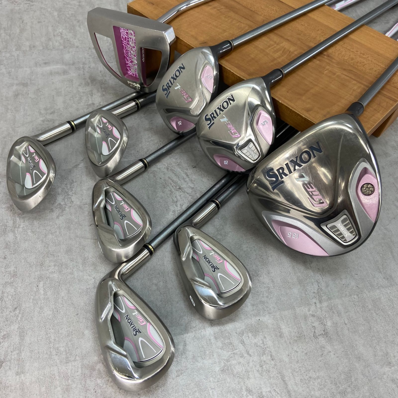 ゴルフセット レディース キャディバック adidas SRIXON