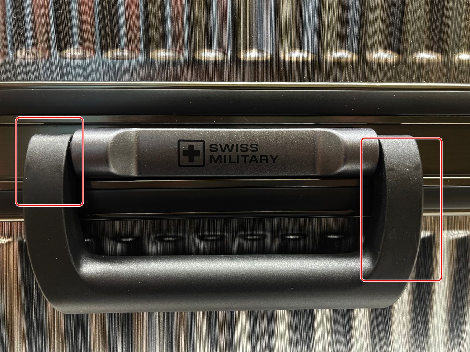 スイスミリタリー SM-I828 28in スーツケース 105L チタン TSAロック