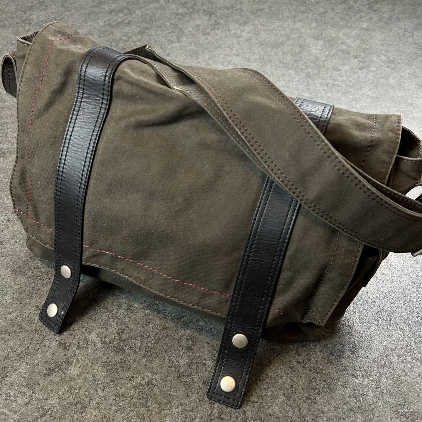 Paul Smith ポールスミス ショルダーバッグ ミリタリー