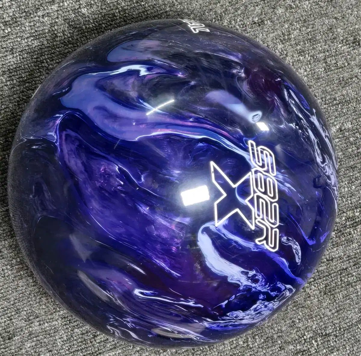 900 グローバル イオン 15 ポンド ボーリング
