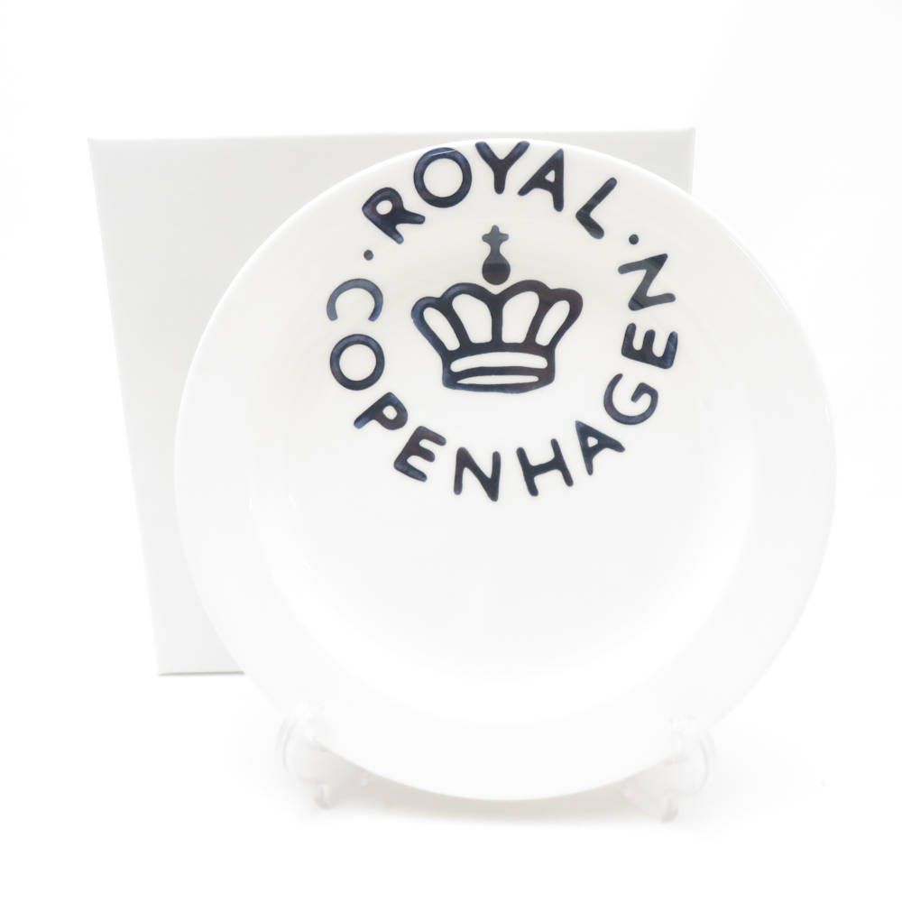 ロイヤルコペンハーゲン　中皿　ほぼ未使用 ロイヤルコペンハーゲン 中皿 ほぼ未使用 ロイヤル