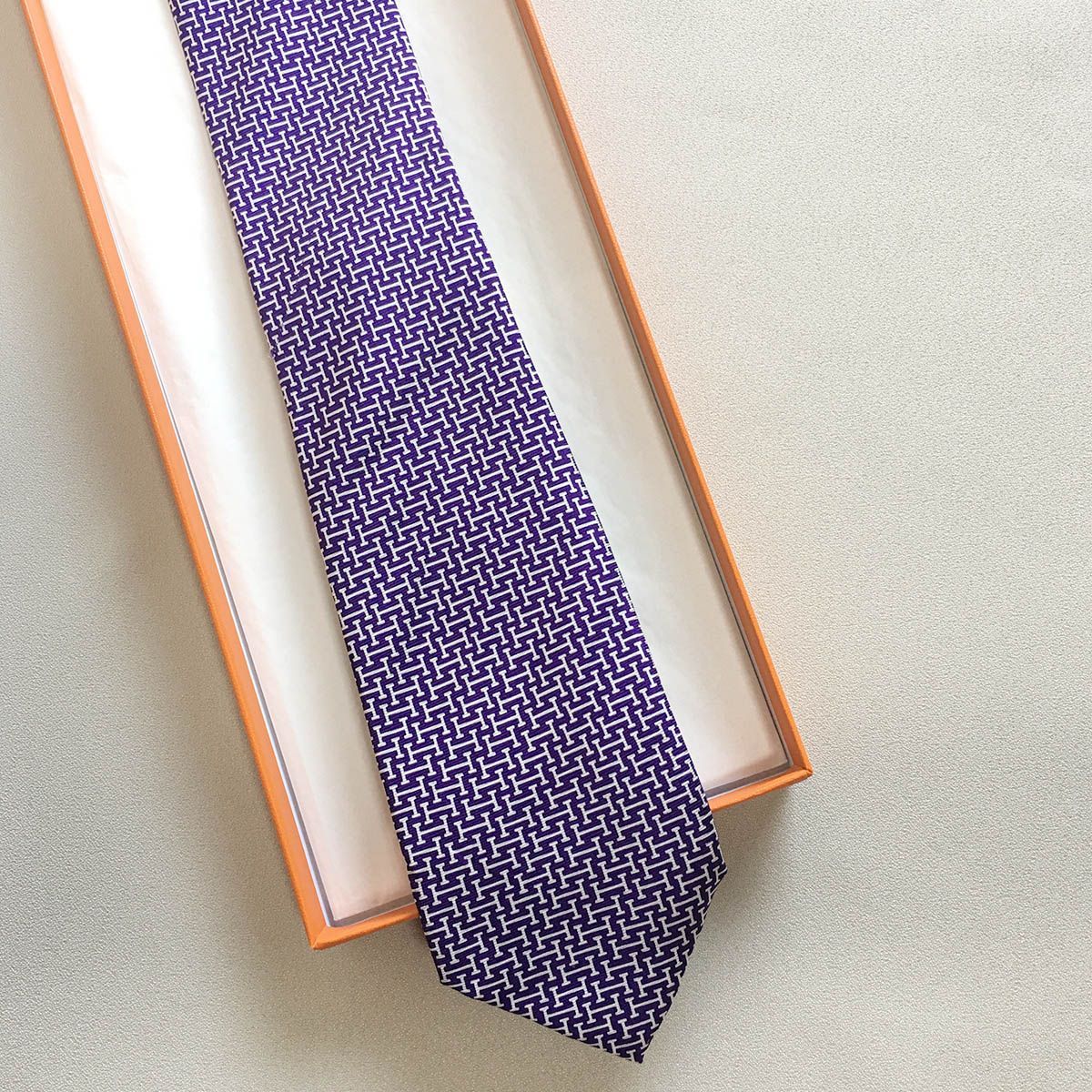 美品 エルメス HERMES ネクタイ シルク100% フランス製 パープル