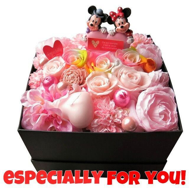 ディズニー フラワーギフト 箱を開けてサプライズ ミッキー ミニー 入り ボックス レインボーローズ プリザーブドフラワー入り