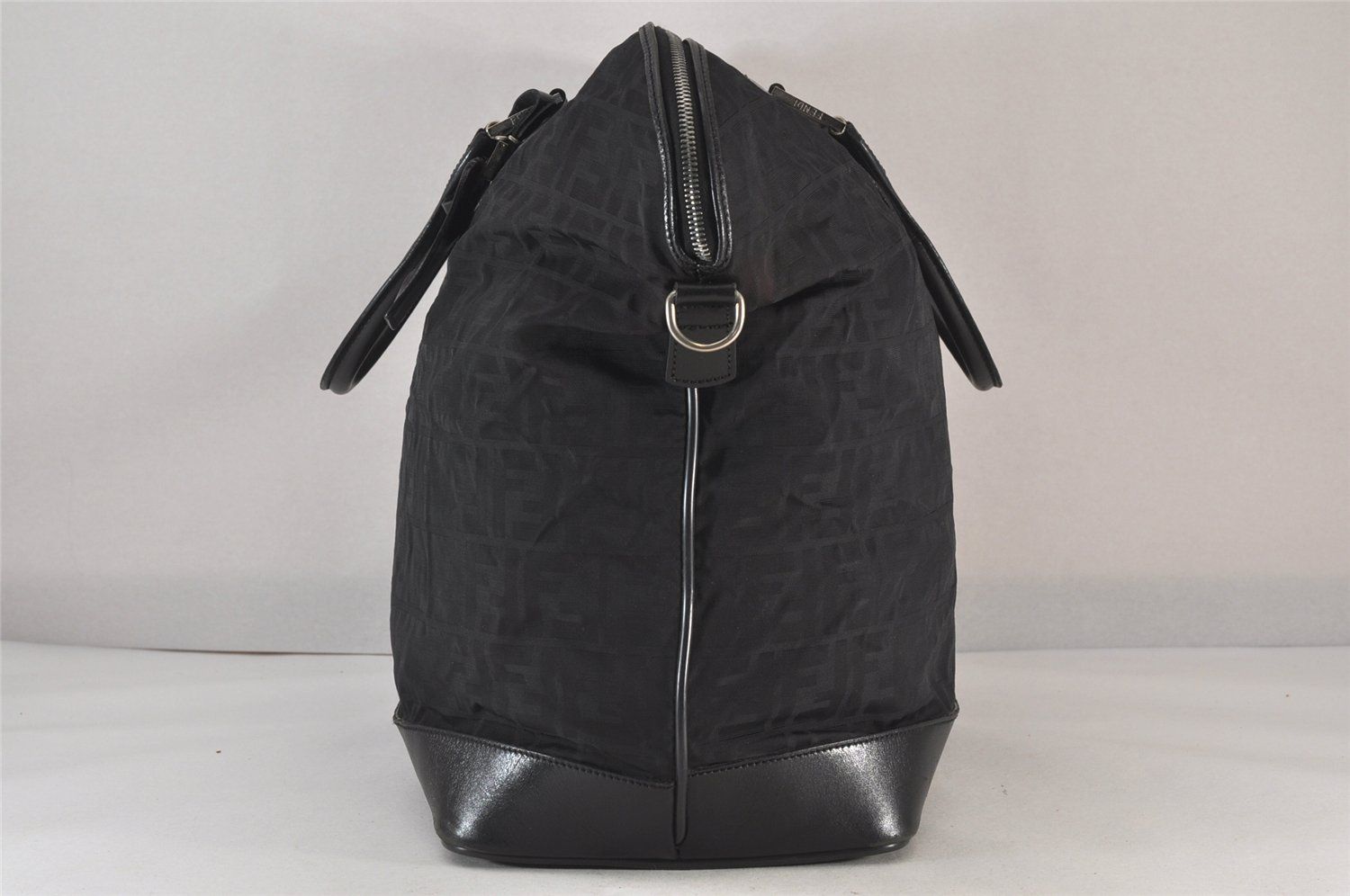 【FENDI】 ボストンバッグ  旅行鞄  ズッカ柄 FENDI フェンディ ズッカ柄 2Way ショルダートラベルボストン